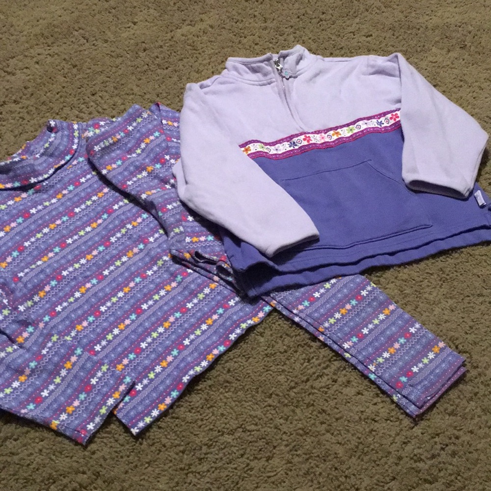 Gymboree Three piece Vintage Winter Sparkle set. Tops sz 6 Leggings Size 7